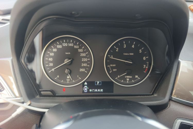 宝马X1 2018款 sDrive18Li 尊享型中控内饰14