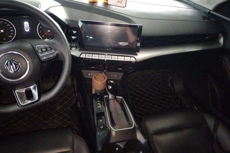 名爵 MG5 2021款 180DVVT CVT青春风尚版中控内饰18