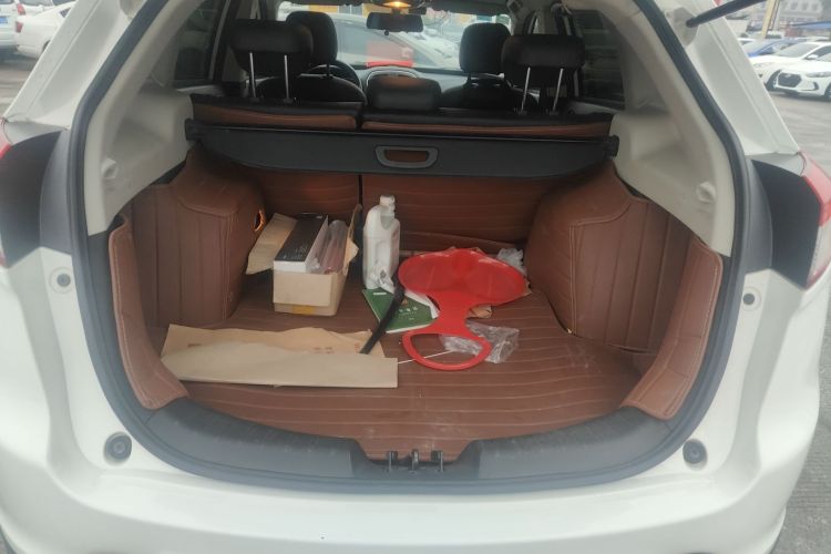 广汽传祺 传祺GS5 2014款 2.0L 自动两驱周年增值版机舱底盘23