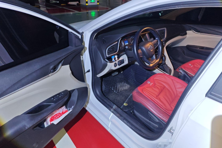 别克 英朗 2017款 15N 自动进取型中控内饰20