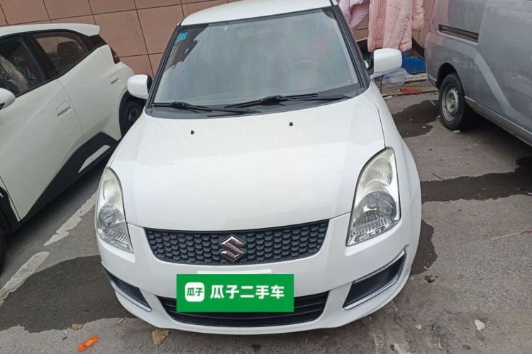 铃木 雨燕 2013款 1.3L 手动超值版车身外观6001