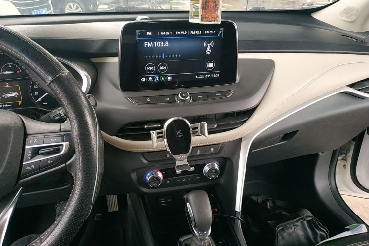 别克 昂科拉 2020款 15T 自动舒适型中控内饰16