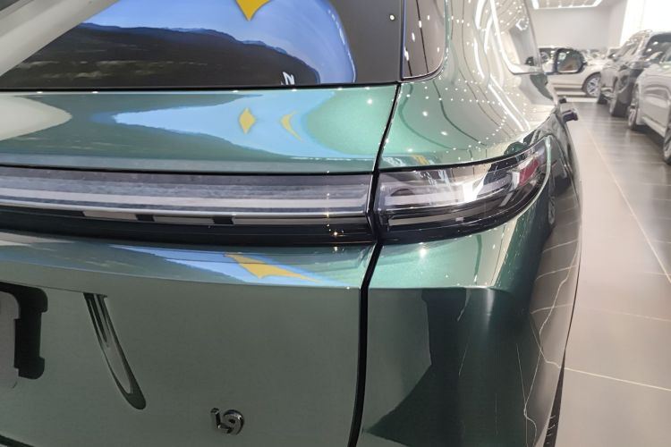 理想汽车 理想L9 2022款 Max车身外观6006