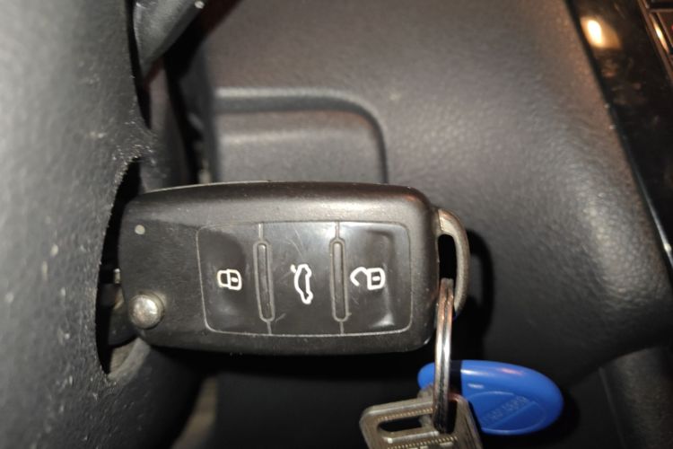 大众 Polo 2016款 1.4L 自动风尚型中控内饰11