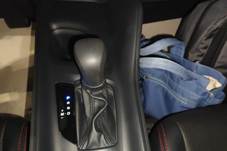 丰田 奕泽IZOA 2021款 2.0L 奕享版中控内饰18