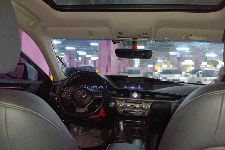 雷克萨斯ES 2015款 200 精英版局部细节22