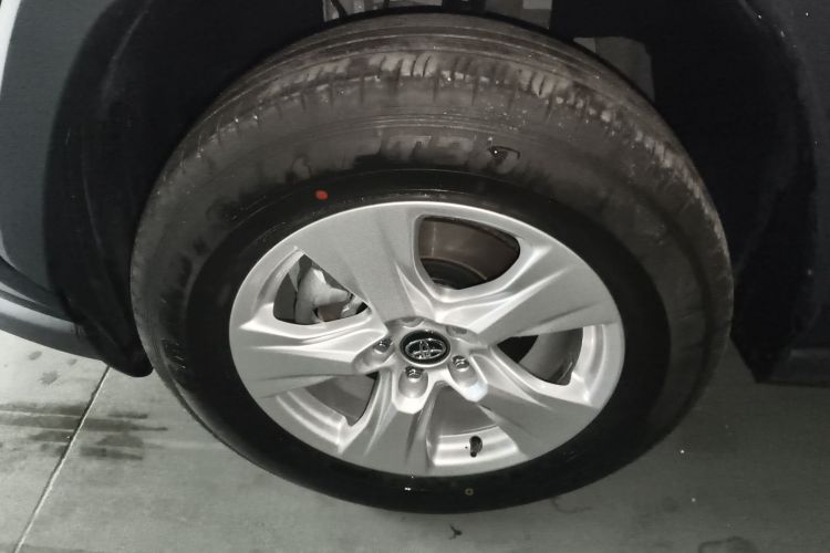 丰田 RAV4荣放 2024款 2.0L CVT两驱都市版车身外观6007