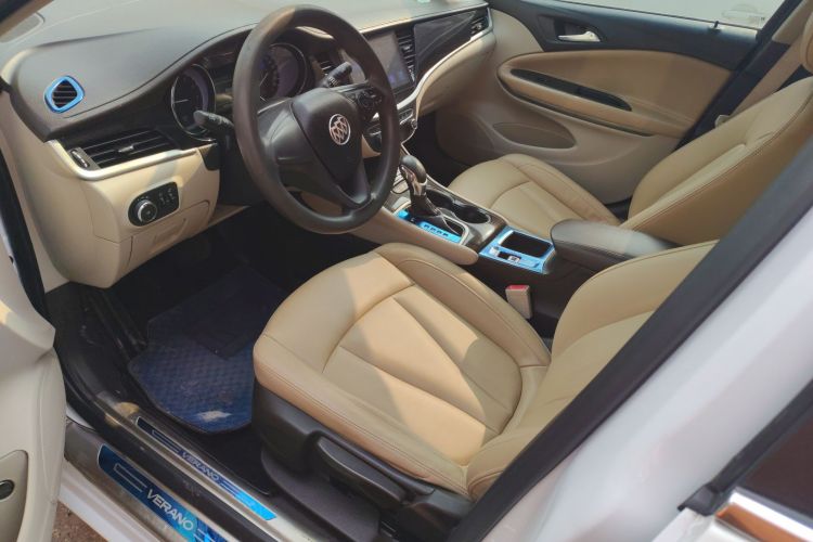 别克 威朗 2017款 三厢 15S 自动进取型局部细节19