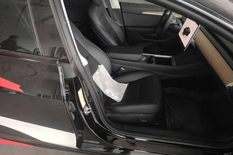 特斯拉 Model 3 2022款 后轮驱动版局部细节41