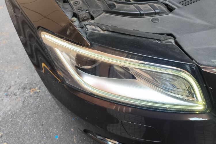 奥迪Q5 2017款 40 TFSI 进取型车身外观8