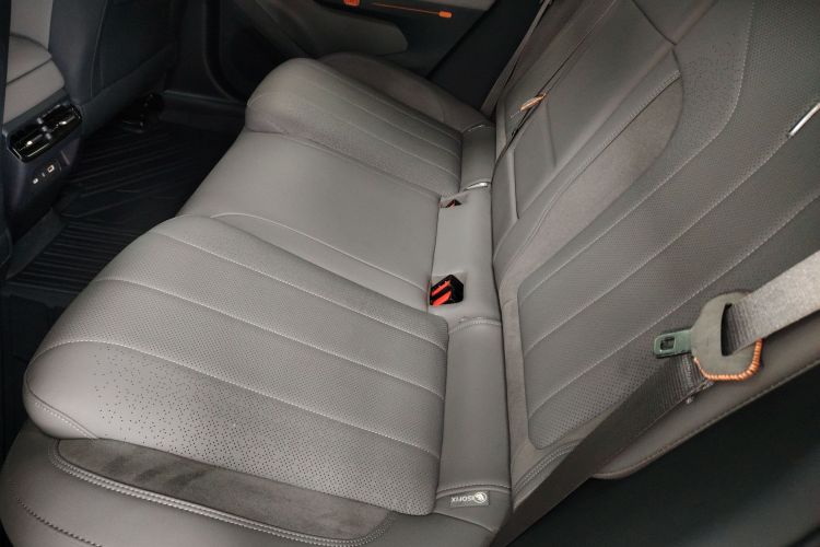 领克07 2024款 EM-P 126长续航 Halo中控内饰7004