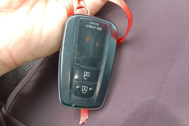 丰田 RAV4荣放 2020款 2.0L CVT两驱风尚版中控内饰11