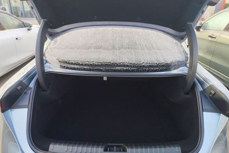 领克07 2024款 EM-P 126长续航 Ultra机舱底盘23