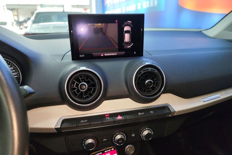 奥迪Q2L 2020款 35 TFSI 进取动感型局部细节16