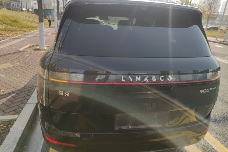 领克900 2025款 1.5T Ultra车身外观6