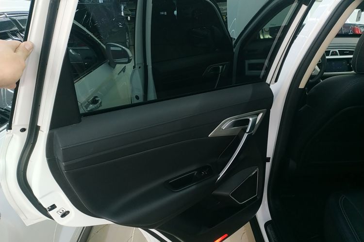 吉利汽车 博越 2020款 1.8TD DCT两驱智联型4G互联版中控内饰49