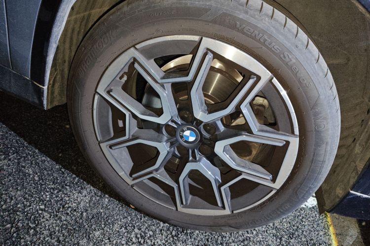 宝马X1 2024款 sDrive25Li X设计套装车身外观10