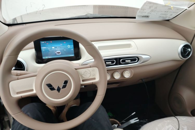 五菱汽车 宏光MINIEV 2025款 四门版 进阶款中控内饰12