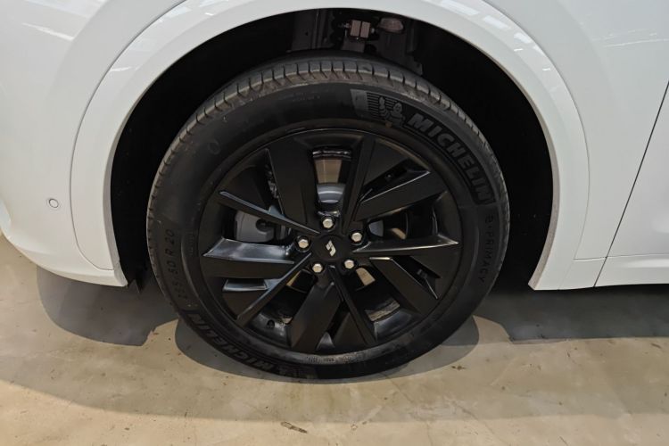 理想汽车 理想L7 2023款 Air车身外观6002