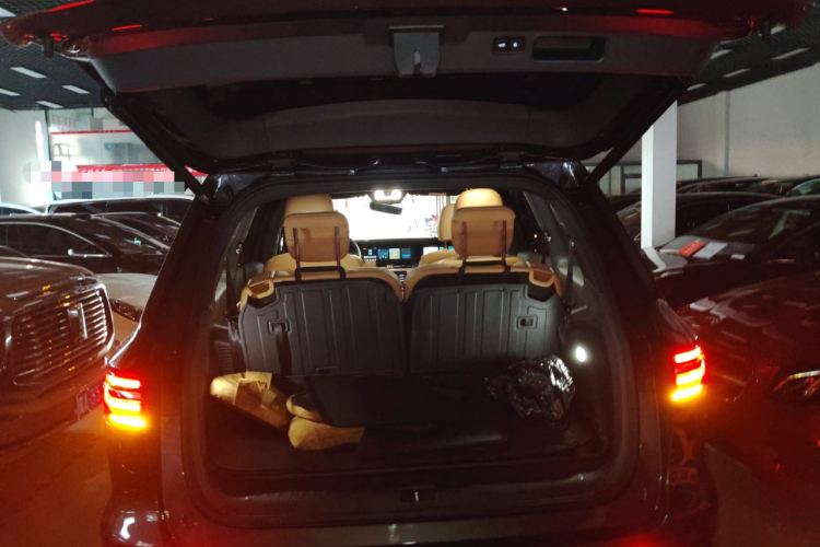 理想汽车 理想ONE 2021款 增程6座版局部细节23