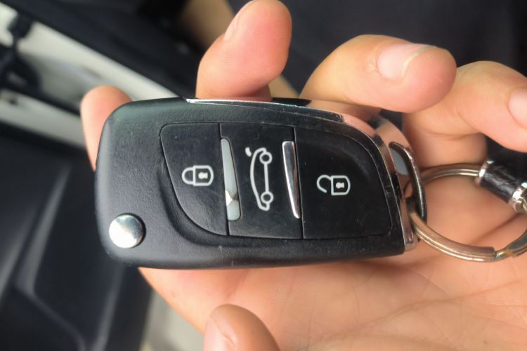 福特 福睿斯 2019款 改款 1.5L 手动质享型 国VI中控内饰11