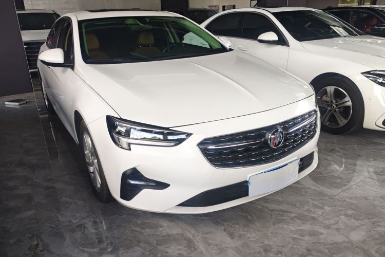 别克 君威 2020款 552T 豪华型车身外观3