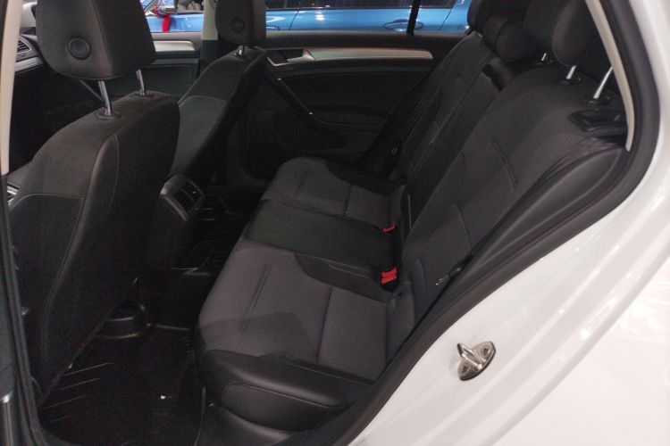 大众 高尔夫 2018款 230TSI 自动舒适型中控内饰21