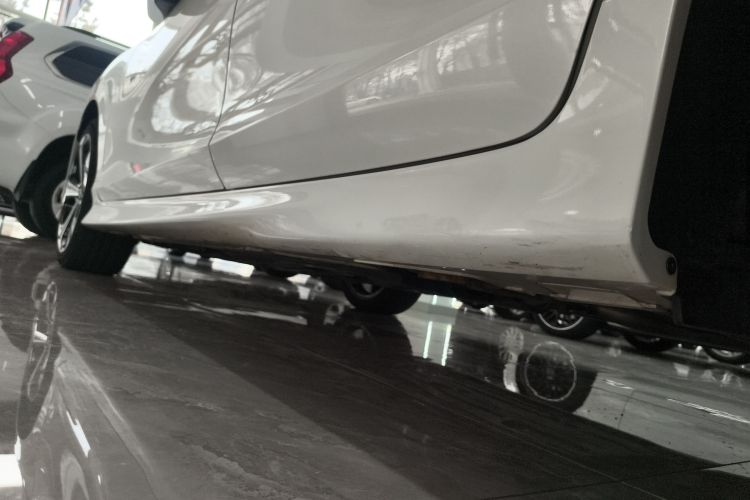 本田 杰德 2017款 210TURBO CVT豪华版 5座局部细节9002