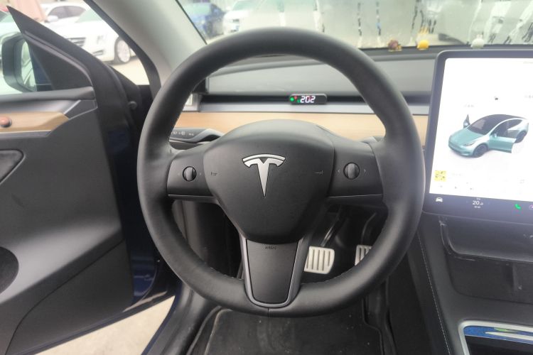 特斯拉 Model Y 2021款 Performance高性能全轮驱动版中控内饰13