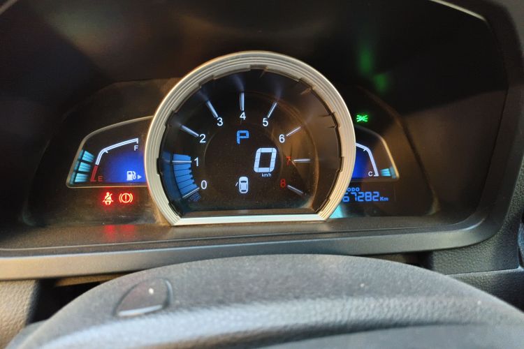 纳智捷 优6 SUV 2015款 1.8T 新创升级型中控内饰14