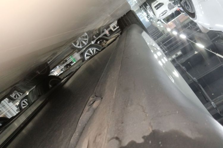 特斯拉 Model Y 2021款 标准续航后驱版局部细节9001