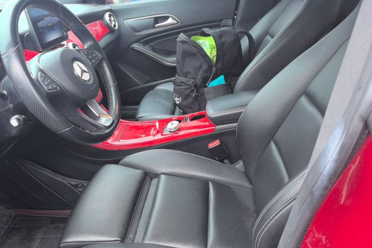 奔驰CLA 2019款 CLA 200 动感型局部细节19