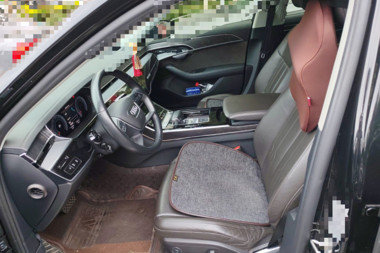 奥迪A8 2018款 A8L 55 TFSI quattro投放版精英型中控内饰19