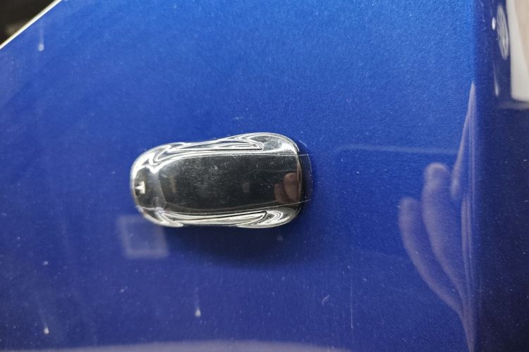 特斯拉 2017款 Model X 100D 长续航版中控内饰7001