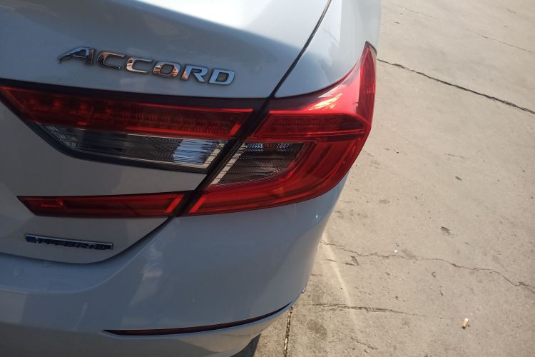 本田 雅阁 2018款 锐·混动 2.0L 锐领版 国VI车身外观9