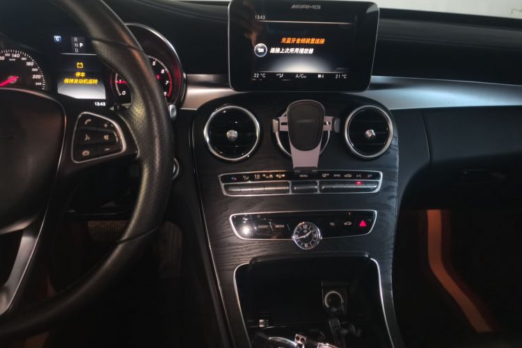 奔驰C级 2017款 改款 C 200 L 运动版局部细节16