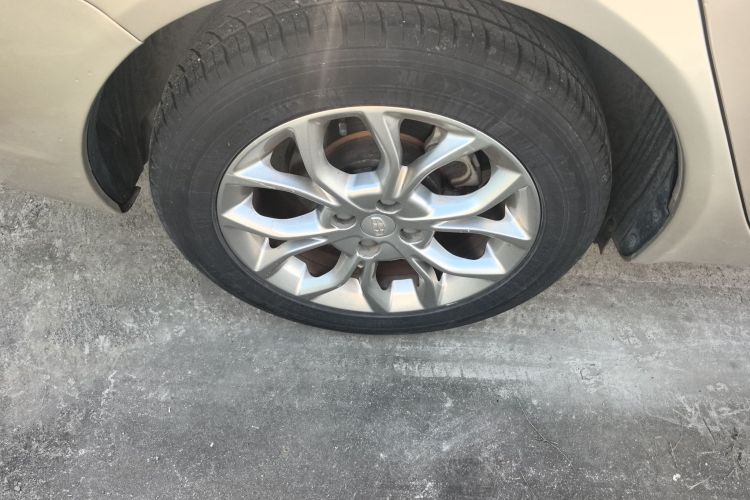 吉利汽车 远景 2018款 1.5L 自动幸福版车身外观6008