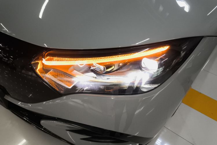 奔驰EQE 2022款 350 先型特别版局部细节36