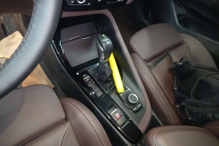 宝马X1 2018款 sDrive18Li 尊享型局部细节18