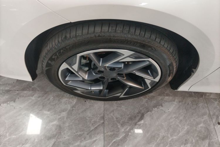 埃安 AION S MAX 2024款 80 星辰版 磷酸铁锂车身外观6007