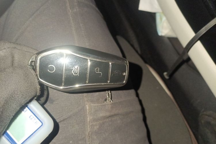 比亚迪 秦PLUS 2023款 冠军版 DM-i 55KM领先型中控内饰11