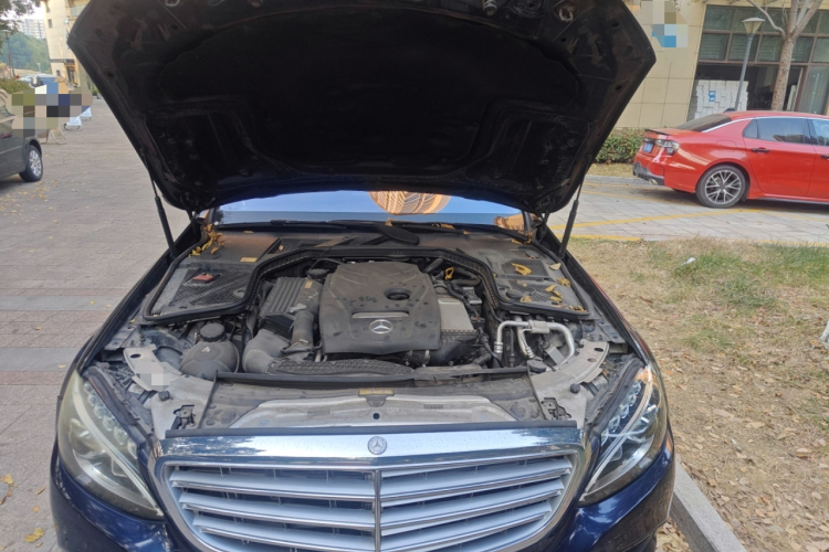 奔驰C级 2015款 C 200 L局部细节24