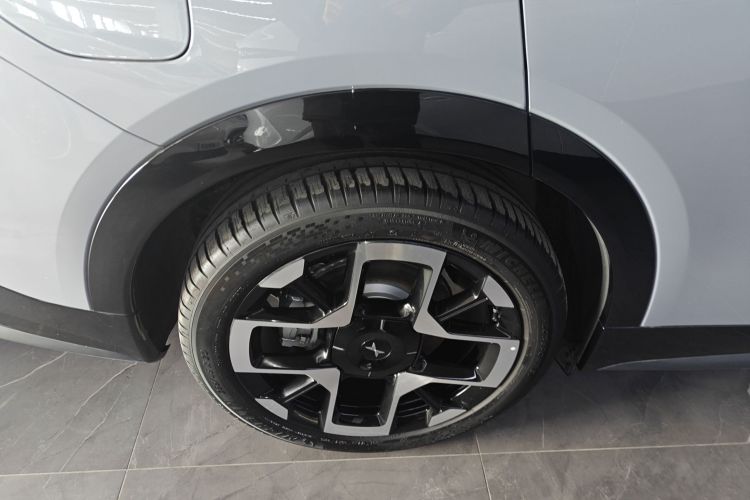 小鹏G7 2025款 702 超长续航 Max车身外观6008