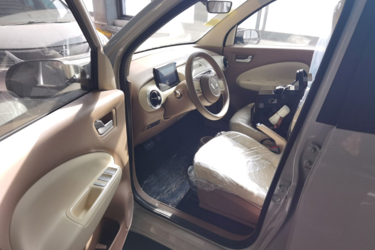 五菱汽车 宏光MINIEV 2025款 四门版 进阶款中控内饰20