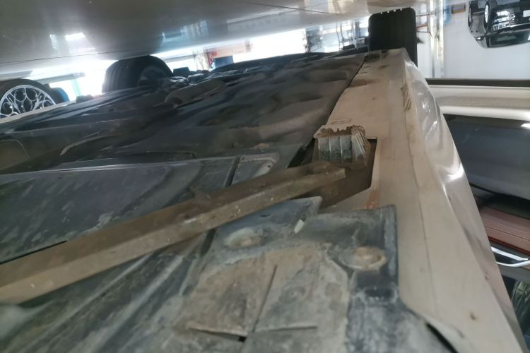 宝马1系 2020款 120i M运动套装局部细节9002