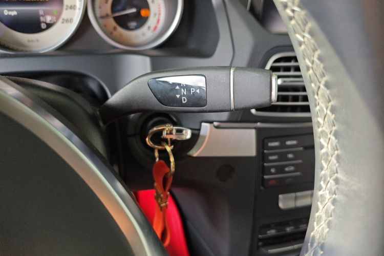 奔驰E级(进口) 2016款 E 200 轿跑车 灵动版局部细节18