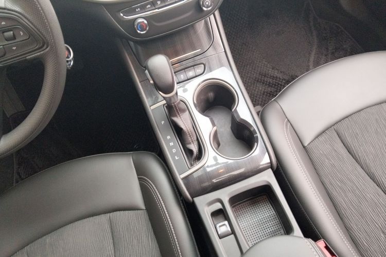 别克 威朗 2020款 20T CVT领先型局部细节18