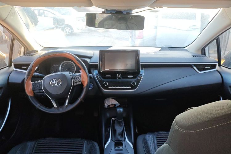 丰田 卡罗拉 2019款 双擎 1.8L E-CVT GL-i精英版中控内饰12