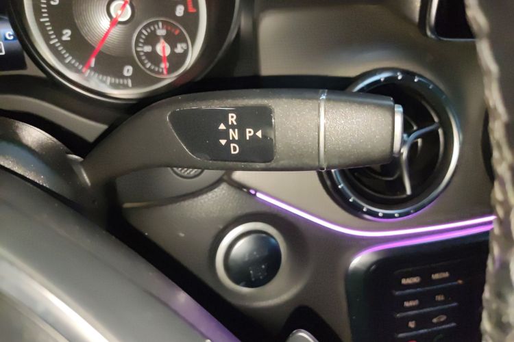 奔驰CLA 2016款 改款 CLA 200 时尚型局部细节18