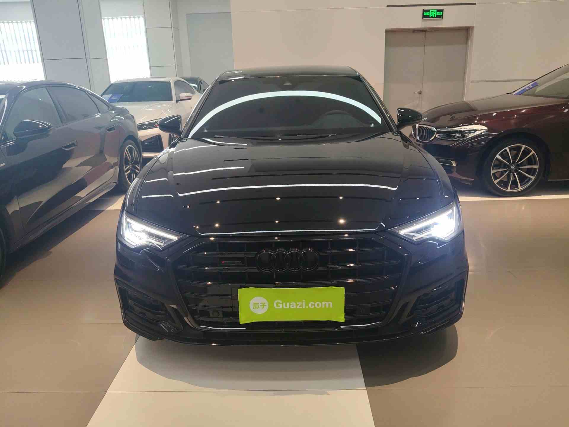 奥迪A6L 2025款 改款 40 TFSI 豪华动感型(1)